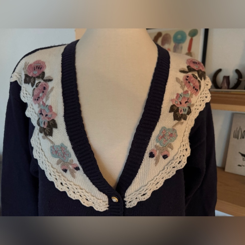 Vintage Navy Cardigan 80’s Grandma Teacher Cottage Sweater - Picture 2 of 7